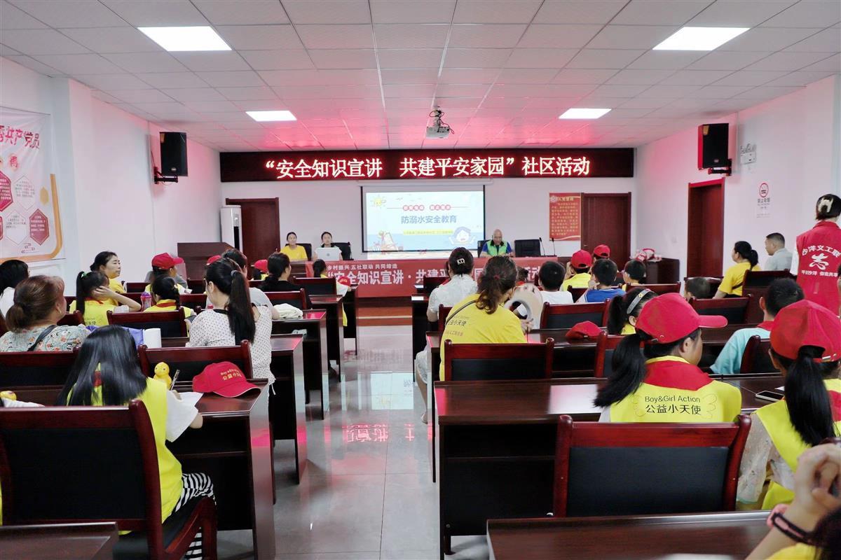 000890.jpg 000890.jpg