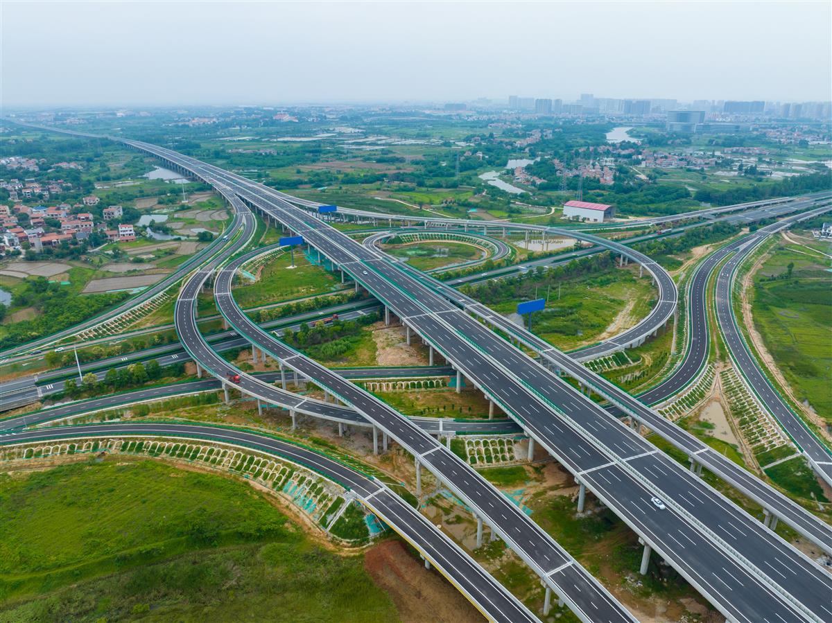 1350934_武大高速武汉段正式通车,武汉至_1.jpg 1350934_武大高速武汉段正式通车,武汉至_1.jpg