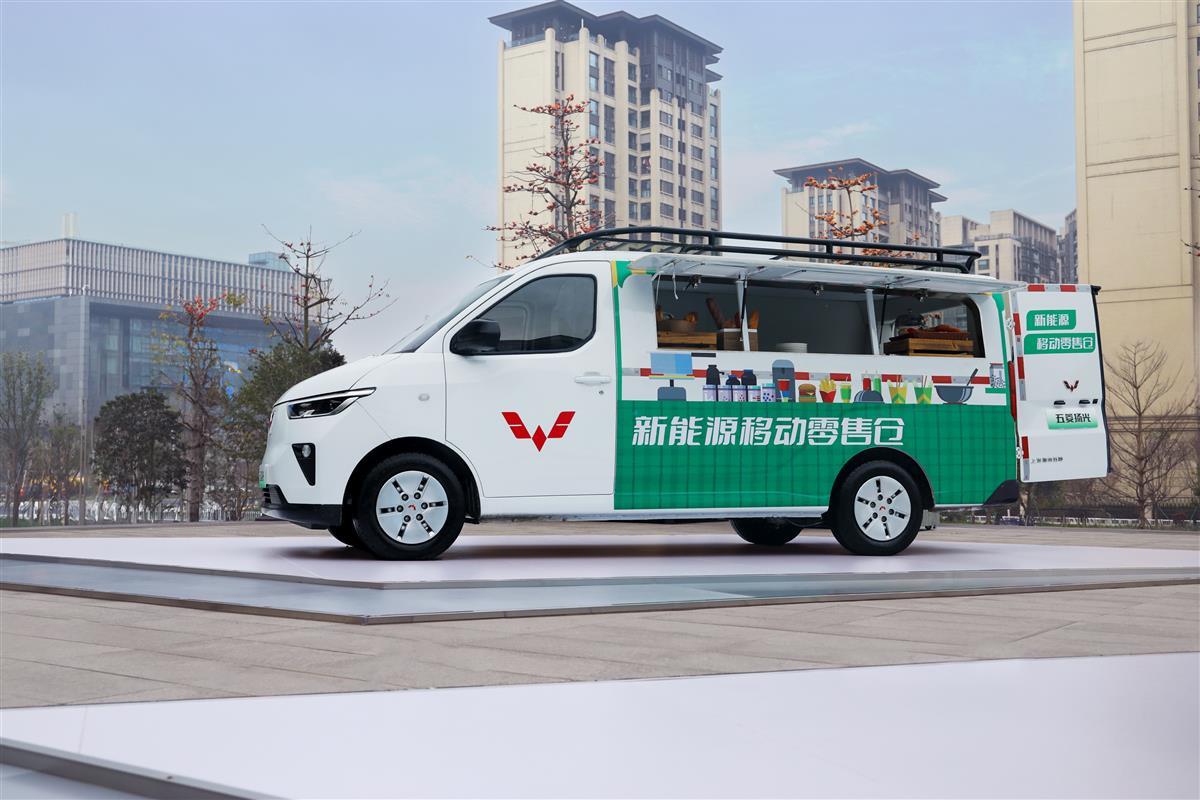 移动零售车.jpg 移动零售车.jpg