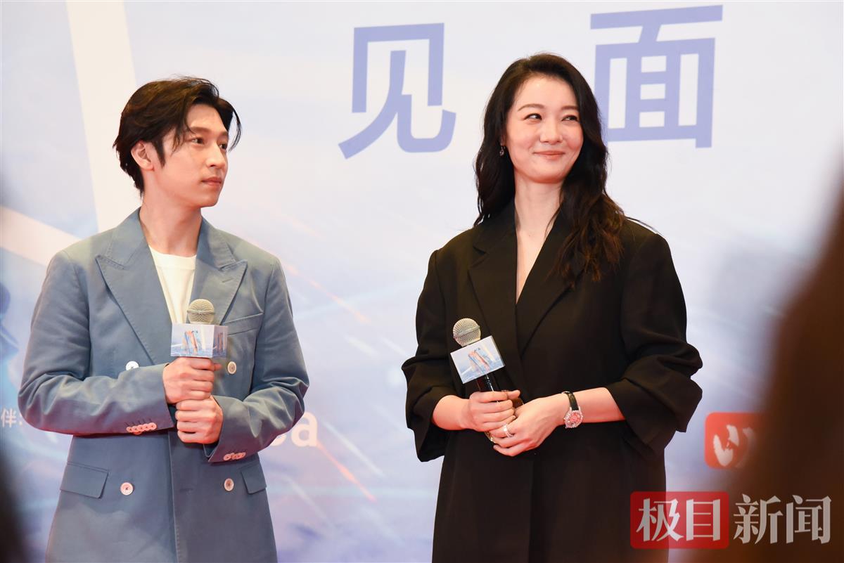 孙阳 齐溪（第八个嫌疑人剧组）.jpg