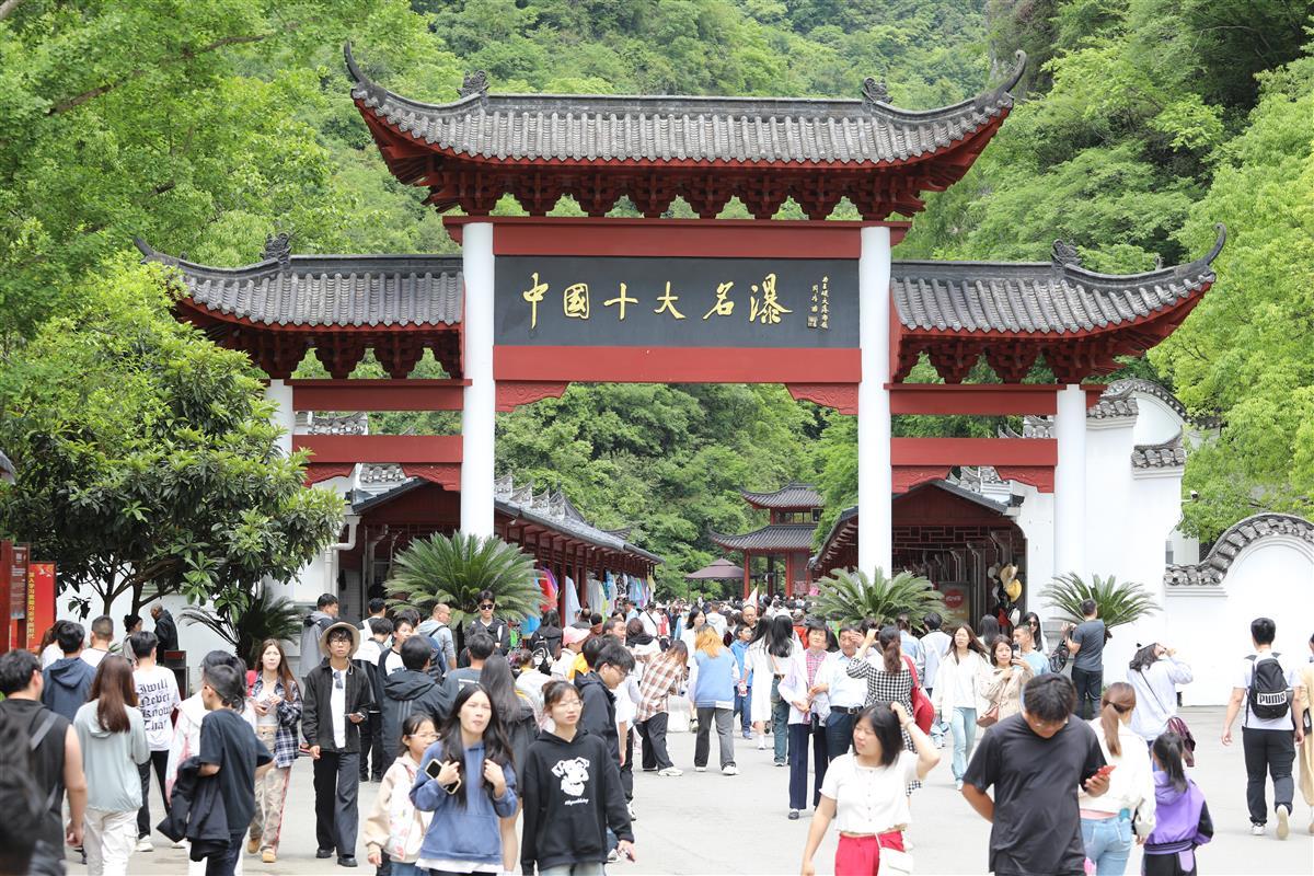 4daf2082a6998c188c0a90b43c831ed.jpg 4daf2082a6998c188c0a90b43c831ed.jpg