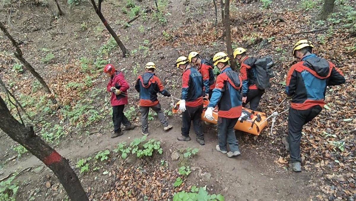 A箭扣野长城遭遇雷击.jpg