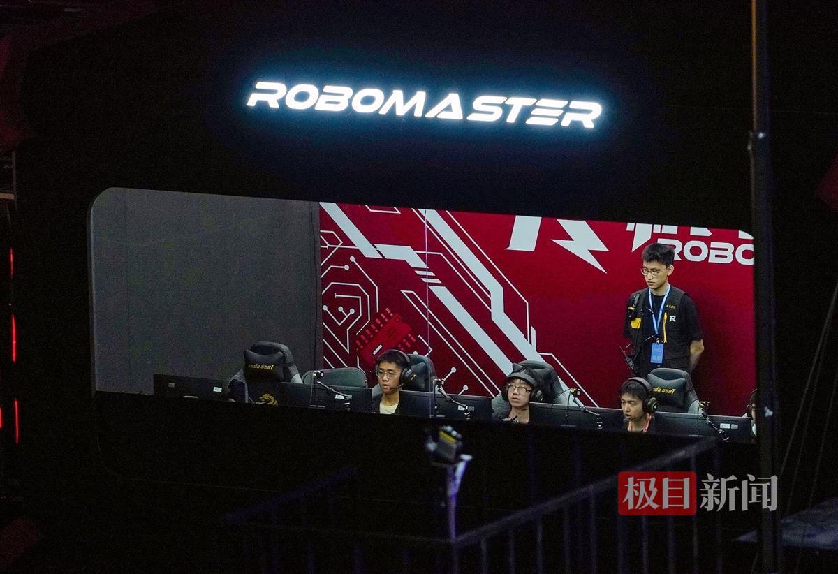 ZOU09011.JPG ZOU09011.JPG