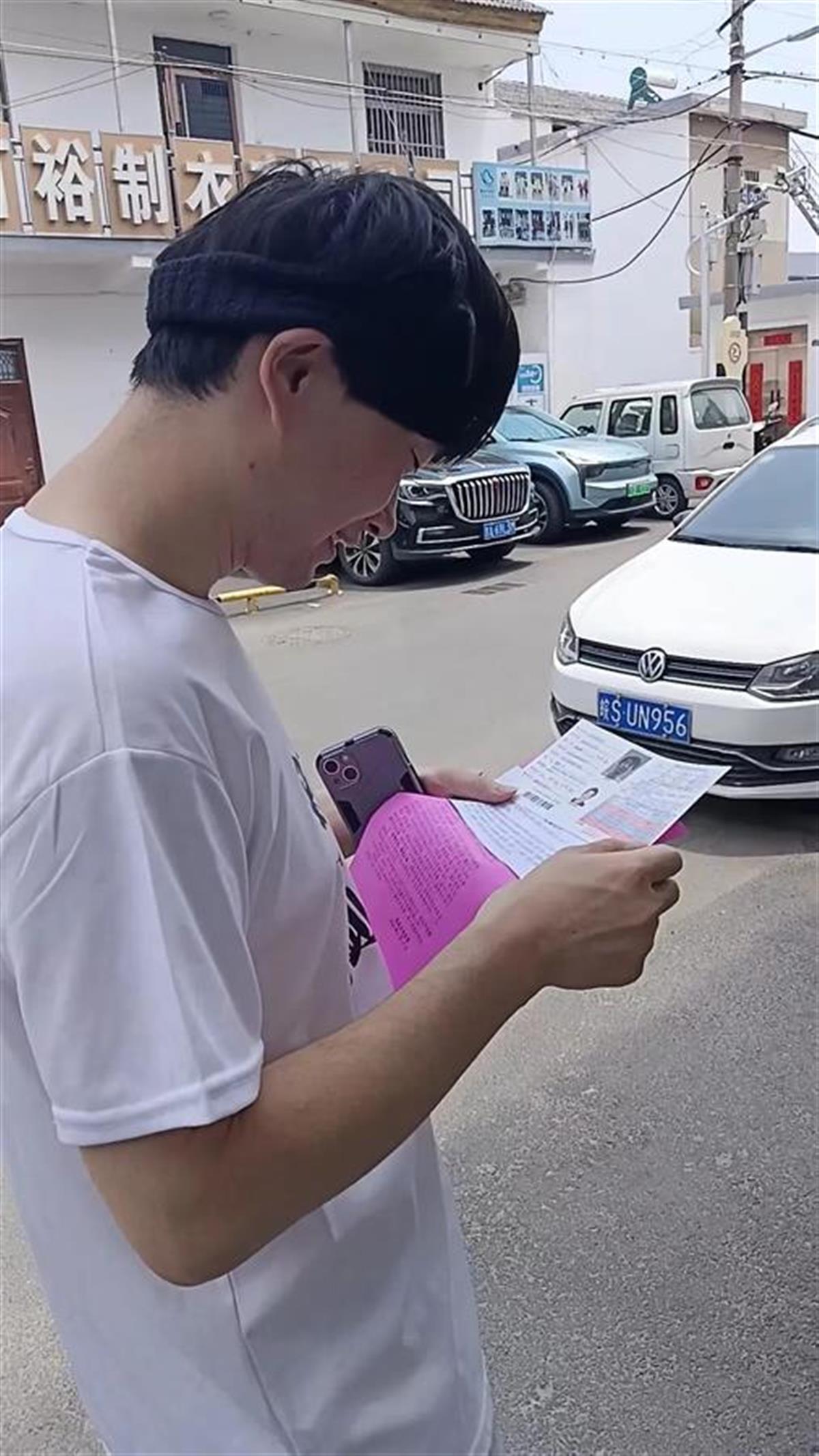 A“0分考卷”考生重上考场.jpeg