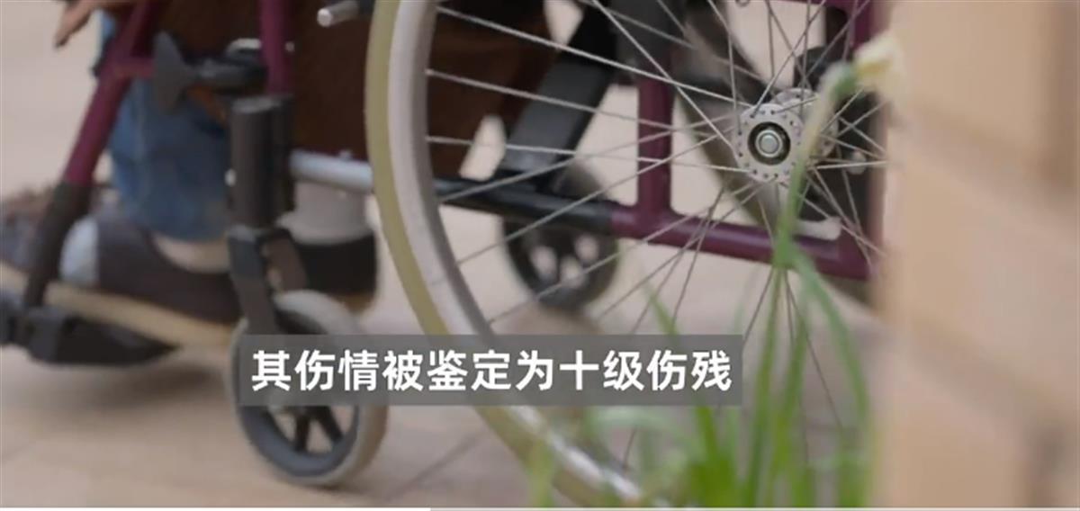 A老太偷菜摔伤索赔8万元被驳回1.png A老太偷菜摔伤索赔8万元被驳回1.png