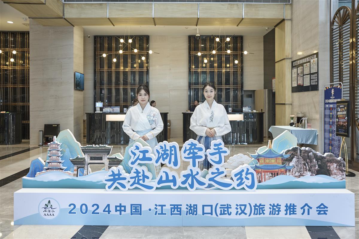 MZH01648.jpg MZH01648.jpg