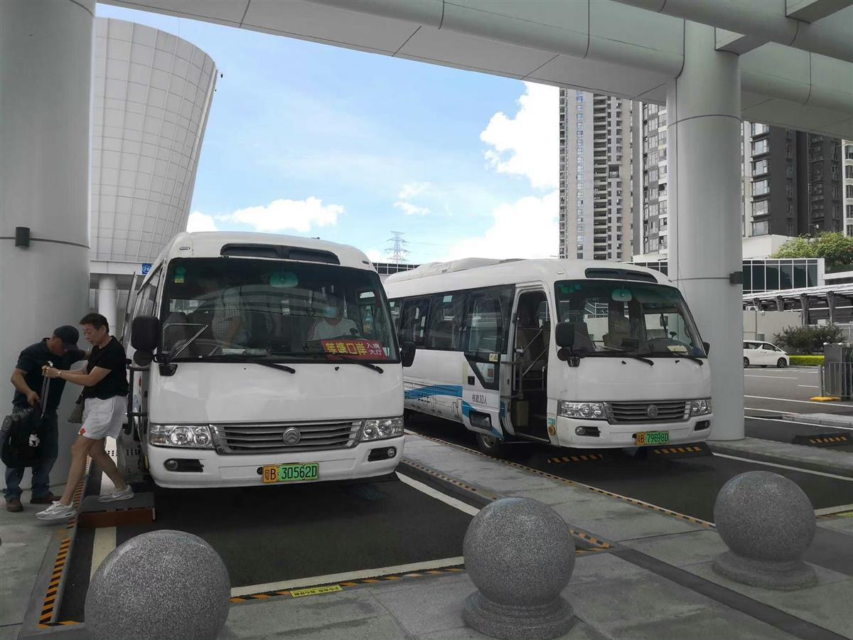 小巴.jpg