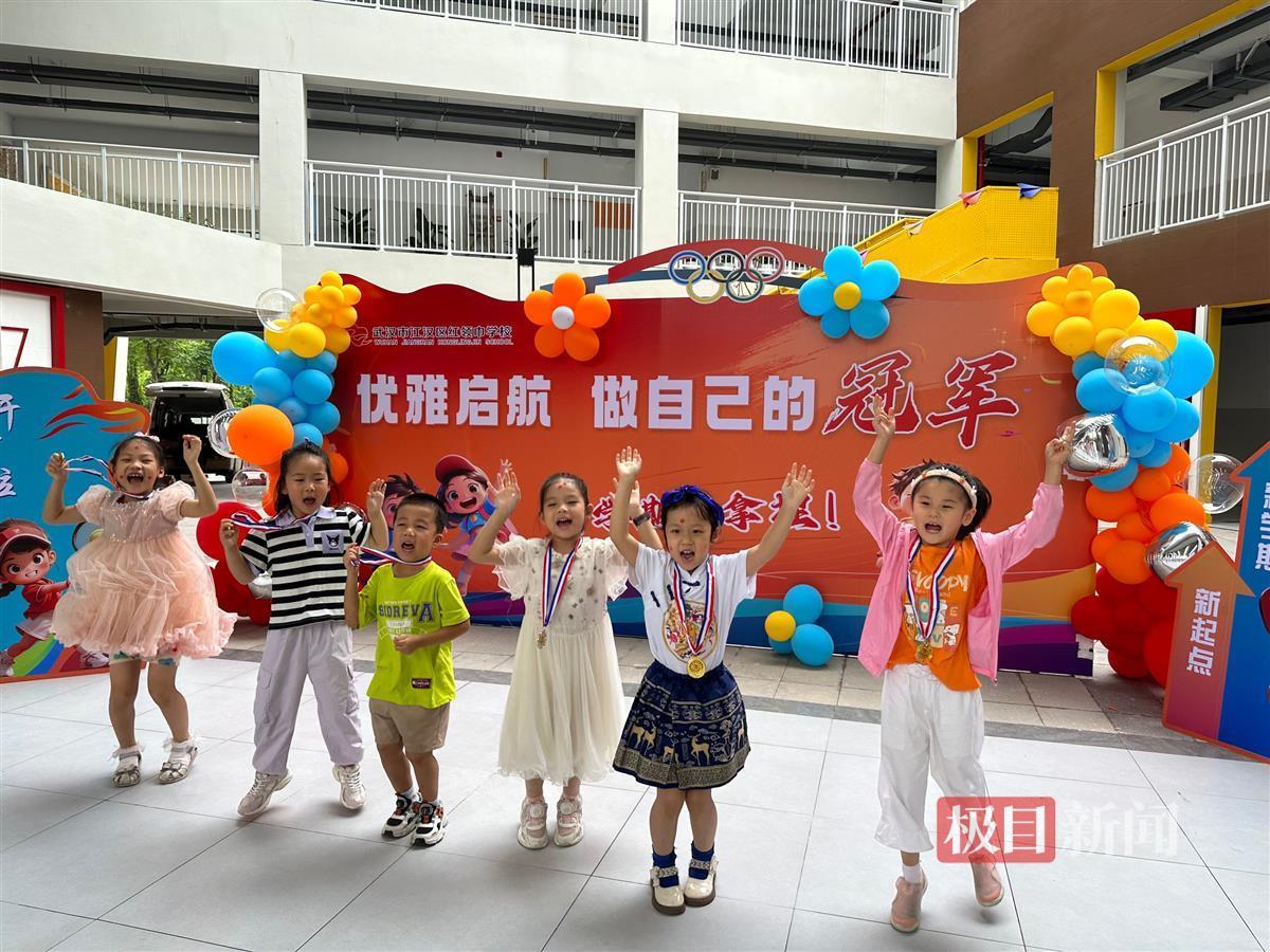 33ee831cdeade02c3c7a8cb102cb62f5.png 33ee831cdeade02c3c7a8cb102cb62f5.png