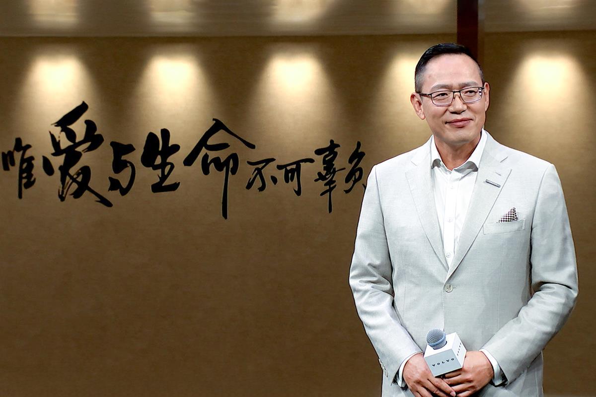 袁总-唯爱与生命不可辜负.jpg 袁总-唯爱与生命不可辜负.jpg