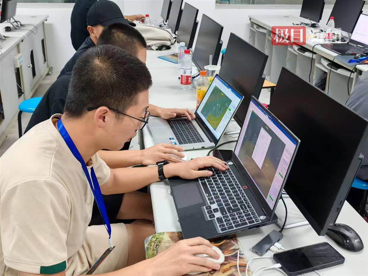 292ce92444695ea95eeee2b9426223f.jpg 292ce92444695ea95eeee2b9426223f.jpg