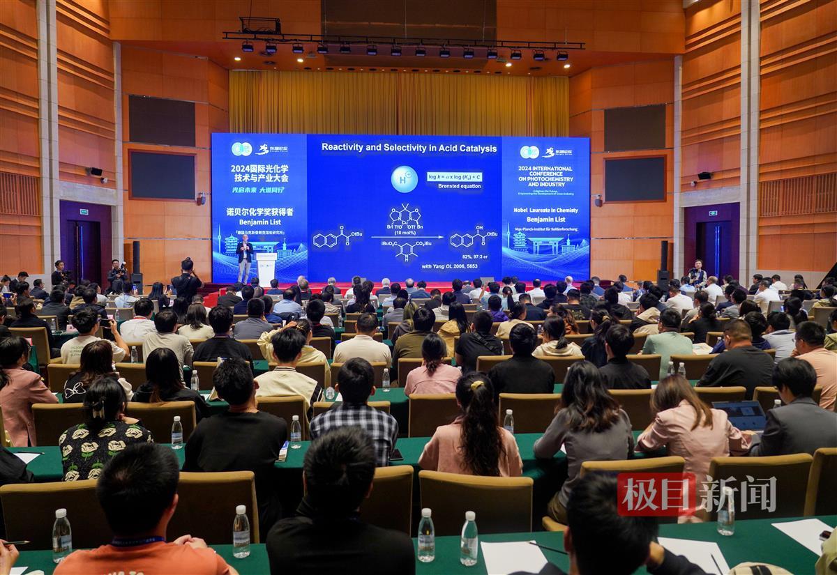 ZOU06657.JPG ZOU06657.JPG