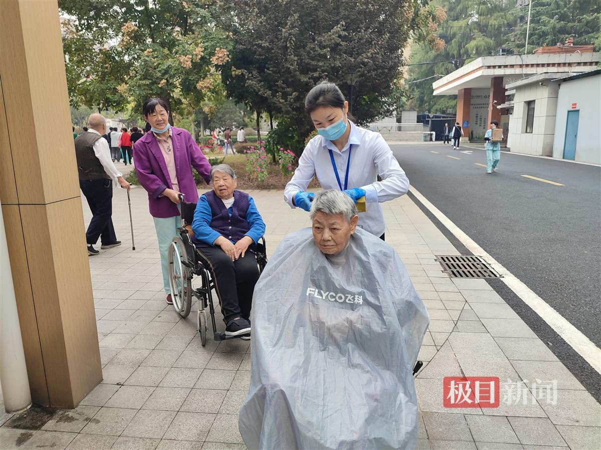 图片2.jpg 图片2.jpg