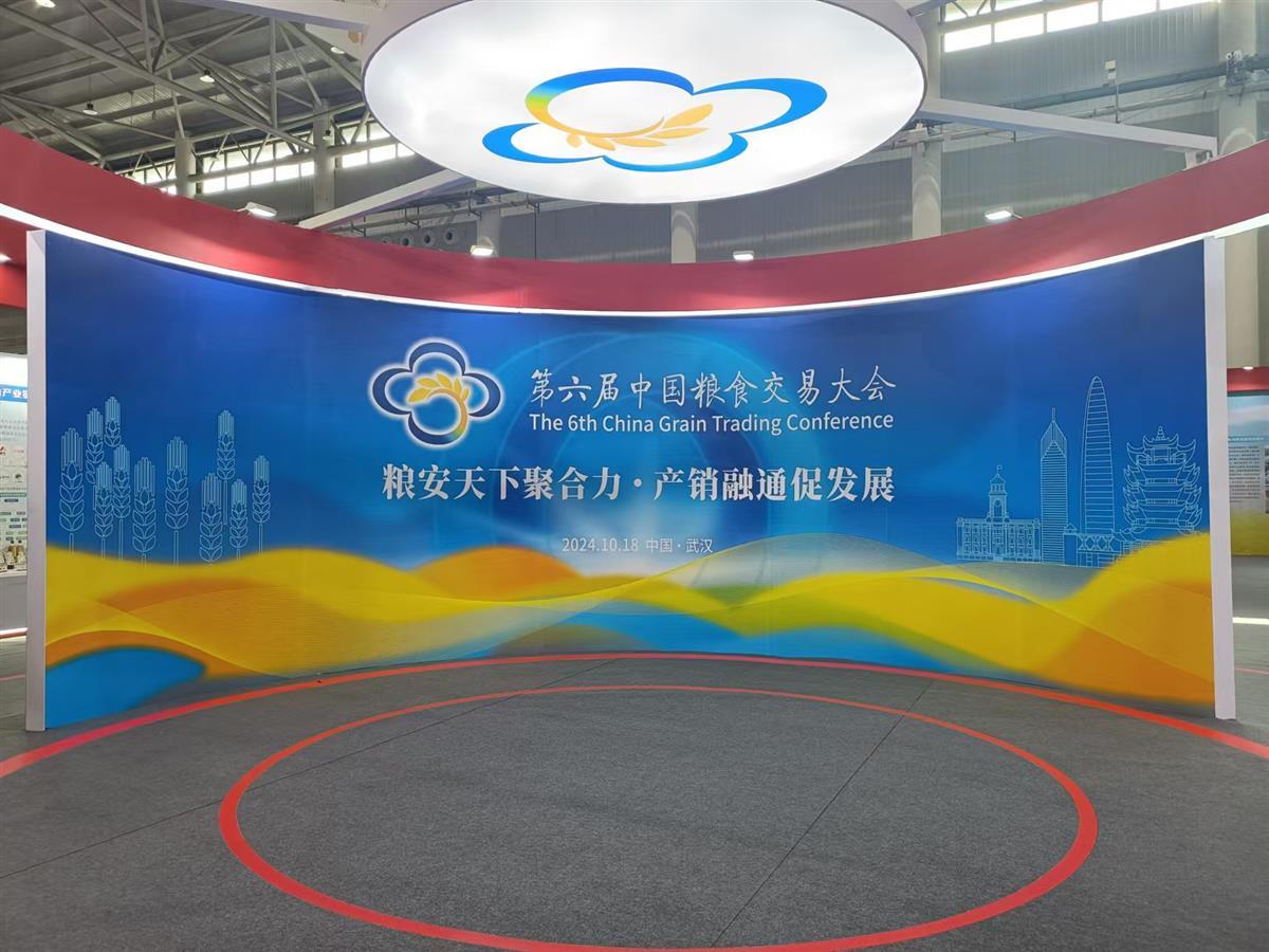 4f37577d1931c06bf81eaea7e8879ee.jpg 4f37577d1931c06bf81eaea7e8879ee.jpg