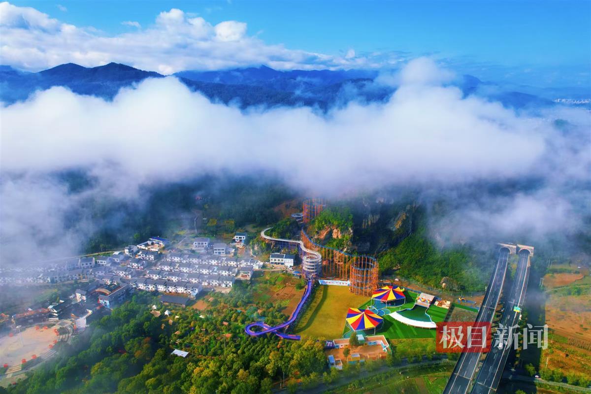 空中俯览“仙瑕小镇”.jpg 空中俯览“仙瑕小镇”.jpg