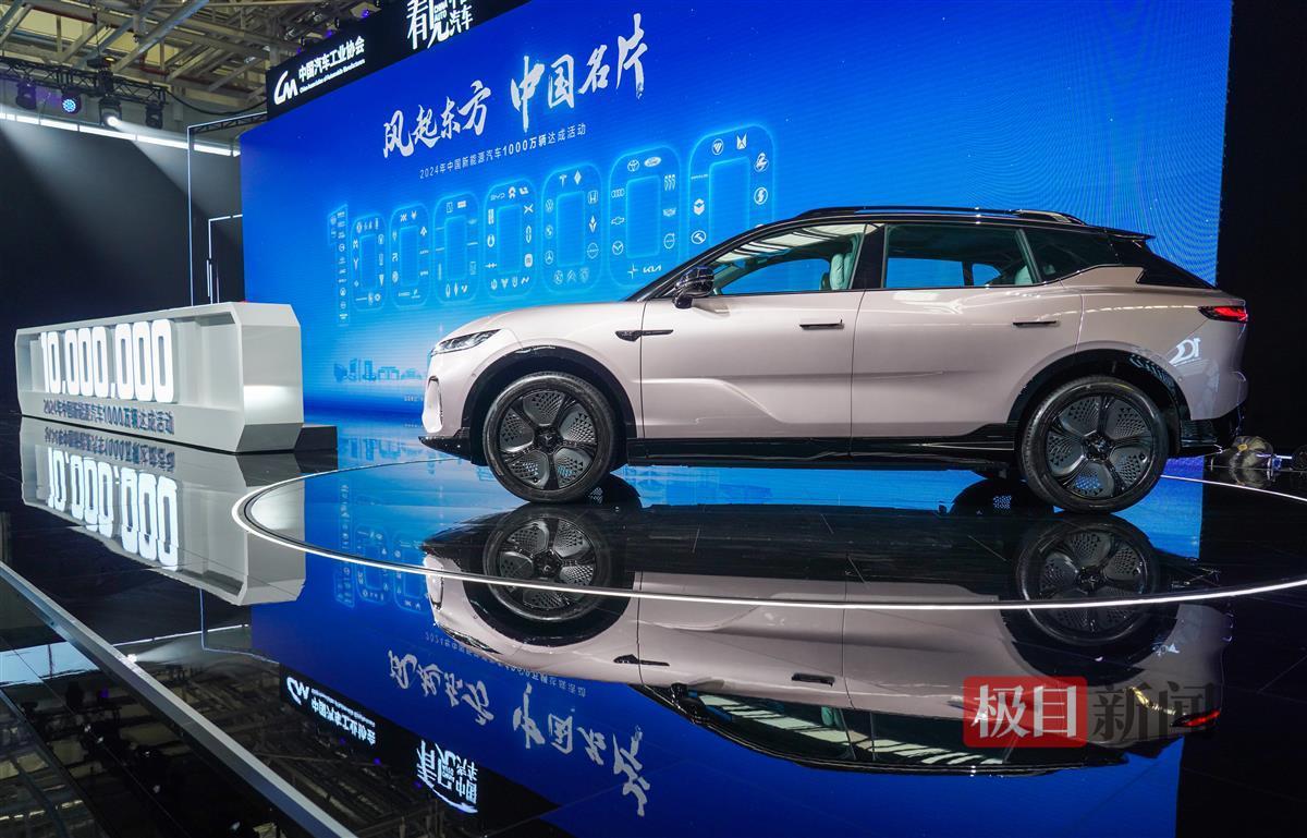 ZOU00072.JPG ZOU00072.JPG