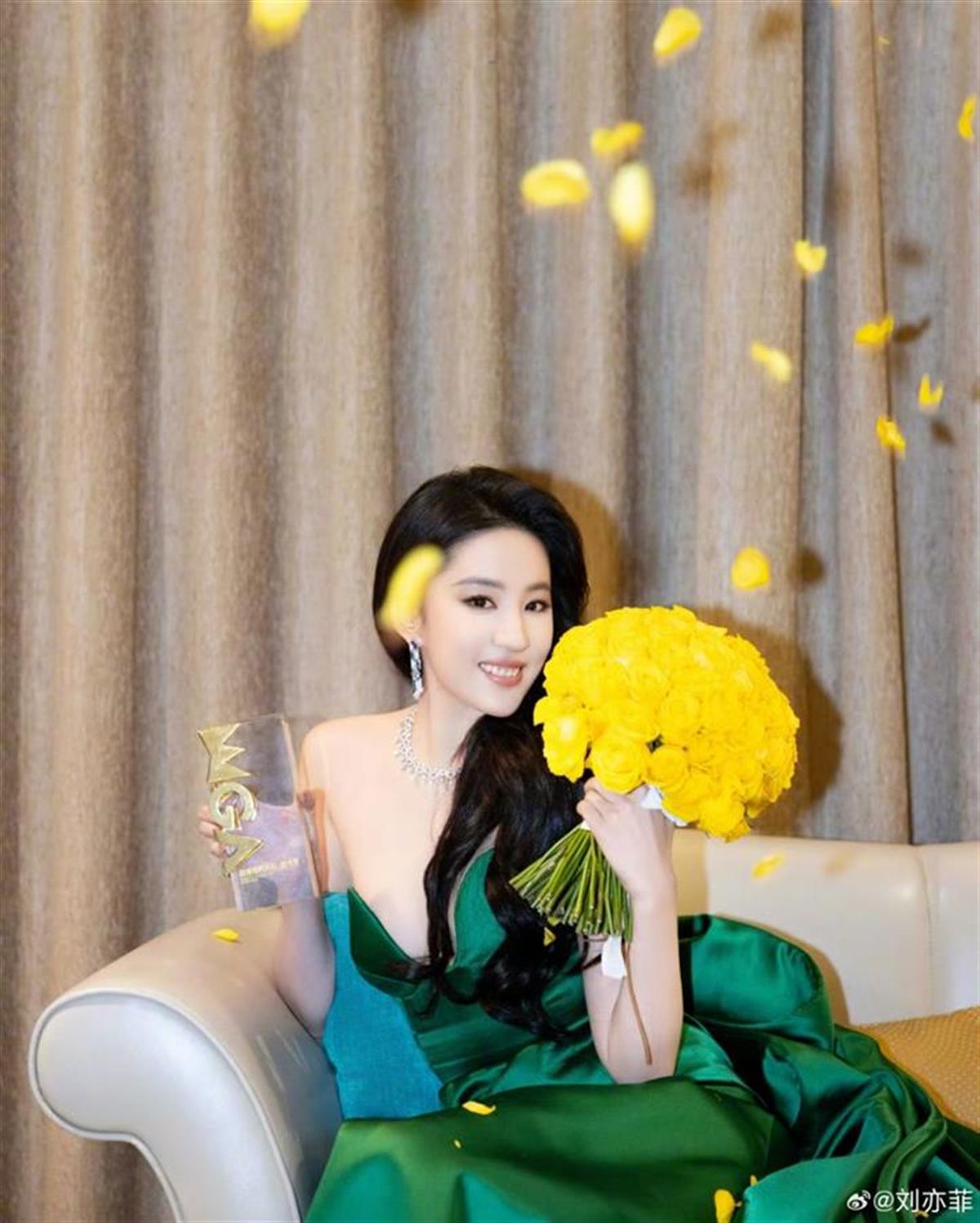 Screenshot_20241219_091121_com.tencent.mobileqq_e.jpg Screenshot_20241219_091121_com.tencent.mobileqq_e.jpg