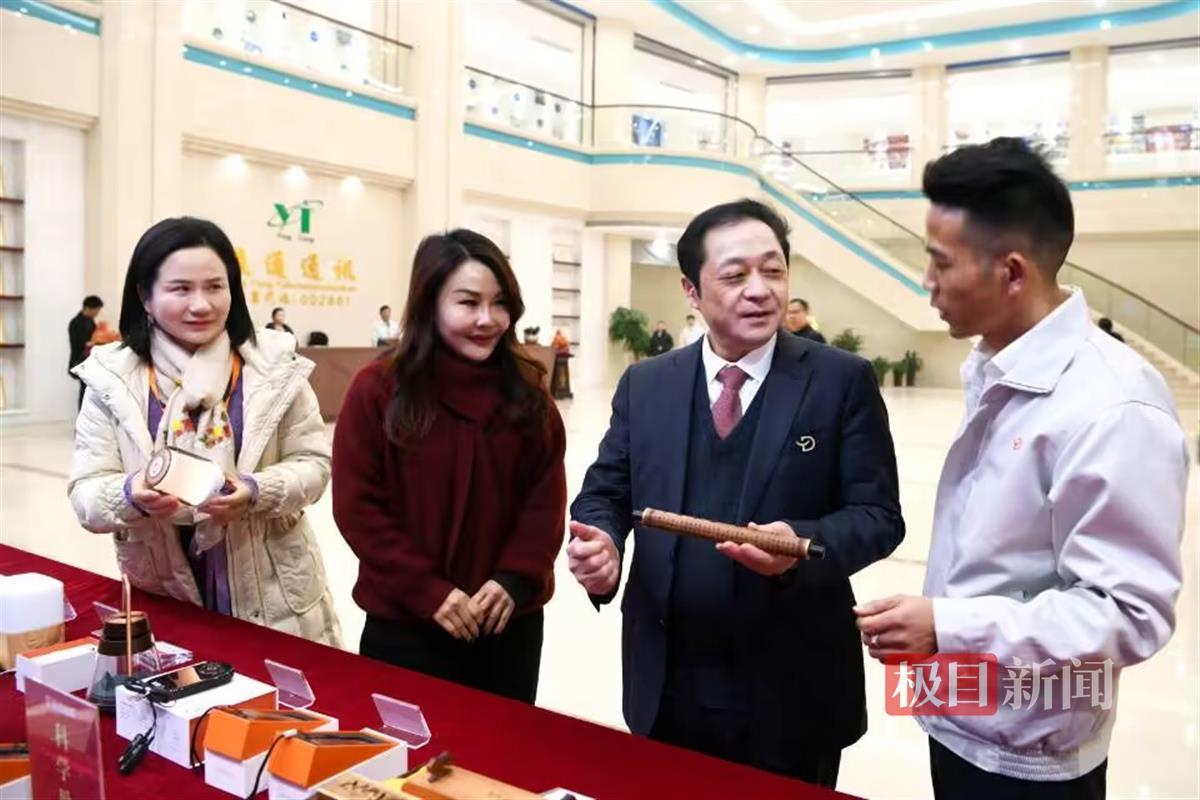 C50FAE23B76BBEBCBA0529007320A130.jpg C50FAE23B76BBEBCBA0529007320A130.jpg