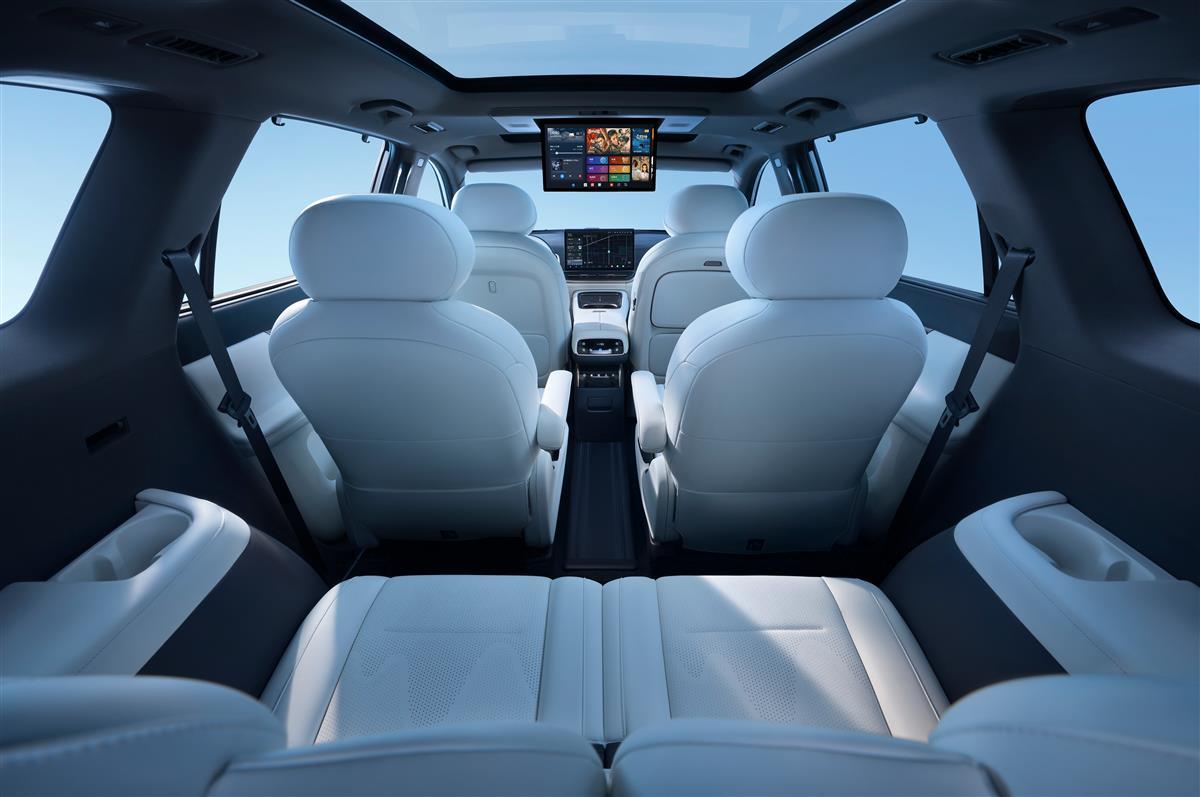 正前大内饰(白色).png 正前大内饰(白色).png