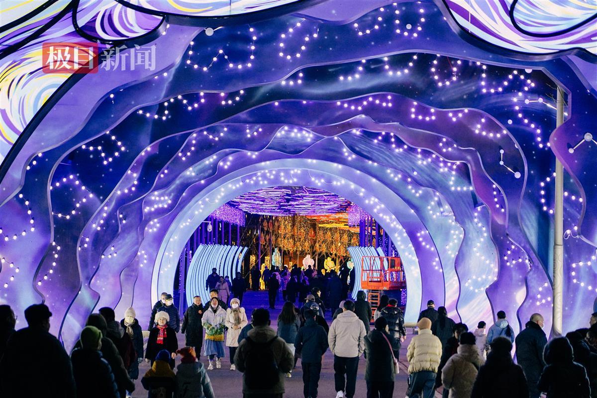 2025年唐山南湖春节灯会 奇迹中国（星宿入口） 摄影师：张苏童.jpg