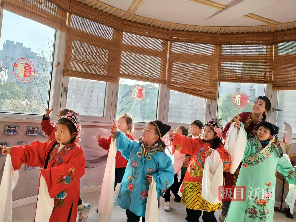 1f2e8655fb6cb4a105373c1d7f8b220.jpg 1f2e8655fb6cb4a105373c1d7f8b220.jpg