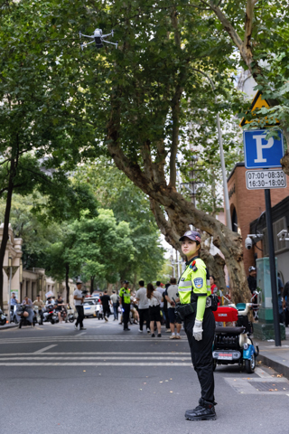 空地协同护开学，武汉交警无人机赋能城市交通精细化管理