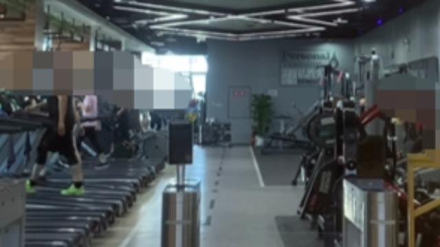 极目深度｜网友吃饭、游泳被直播，商业引流下频现隐私困境，律师：须经消费者同意，否则涉嫌侵权