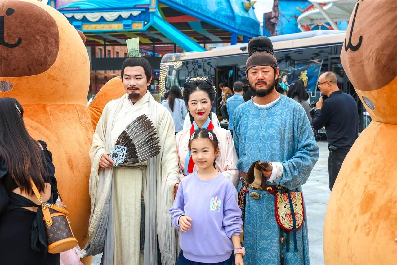 微信图片_20251005145221_14_375.jpg 微信图片_20251005145221_14_375.jpg