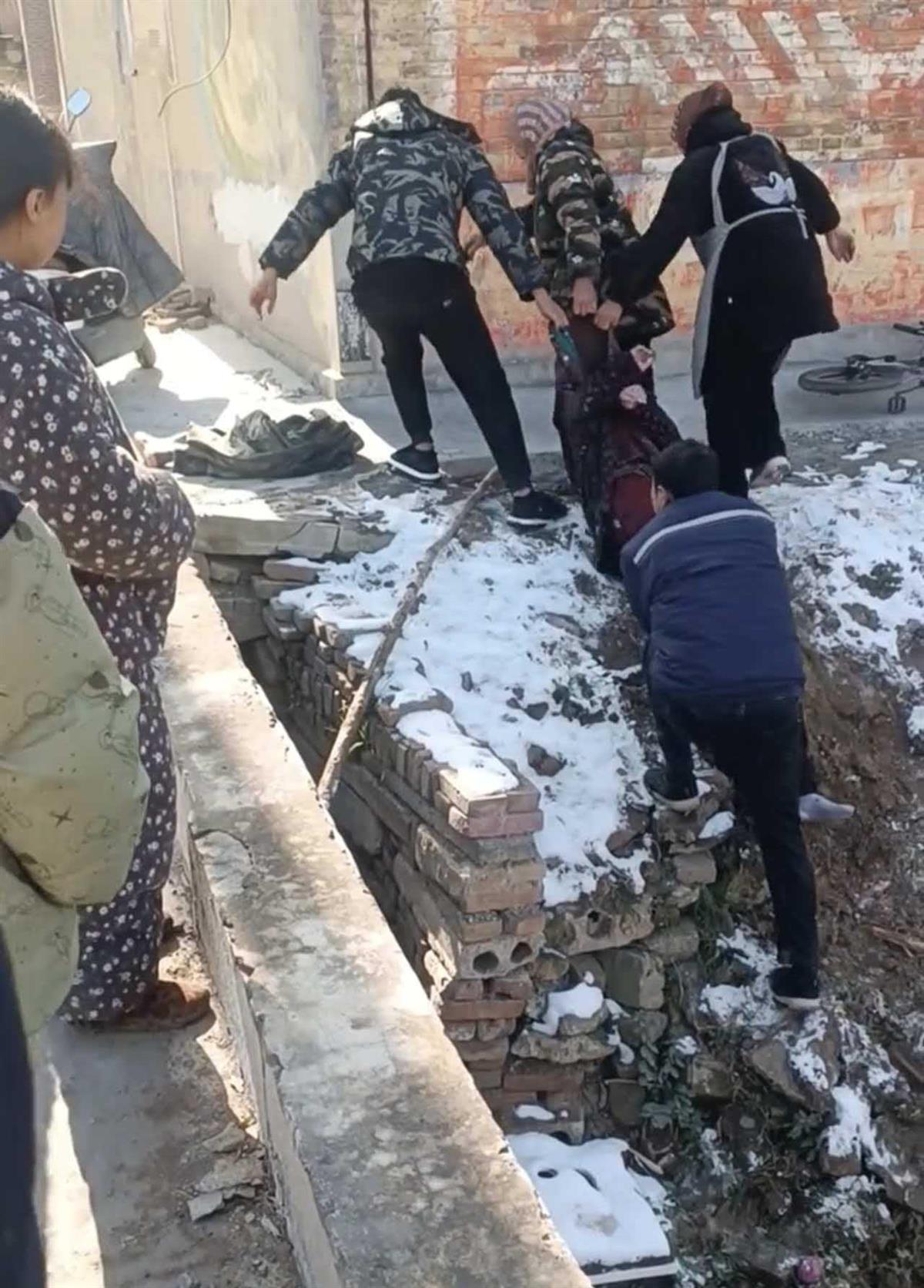 819a4b3f9e69d68756047ef518721634.jpg 819a4b3f9e69d68756047ef518721634.jpg