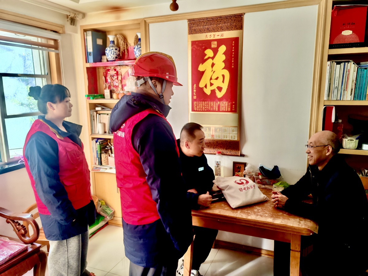 春节前入户探查用电需求，汉口供电中心以“双优四零”优质服务暖人心