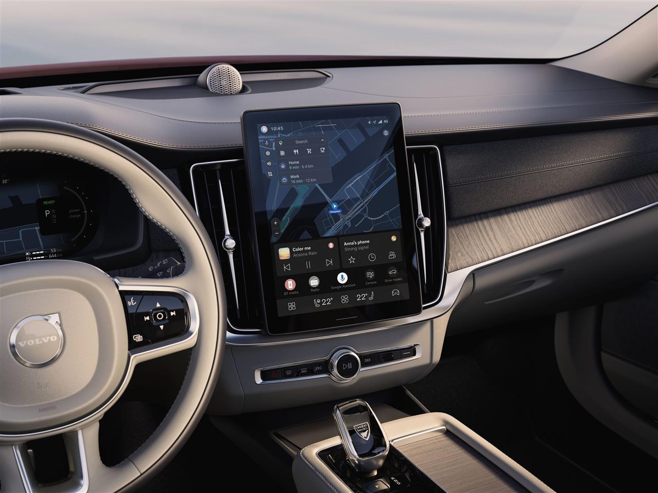 347807_Refreshed_Volvo_S90_interior.jpg