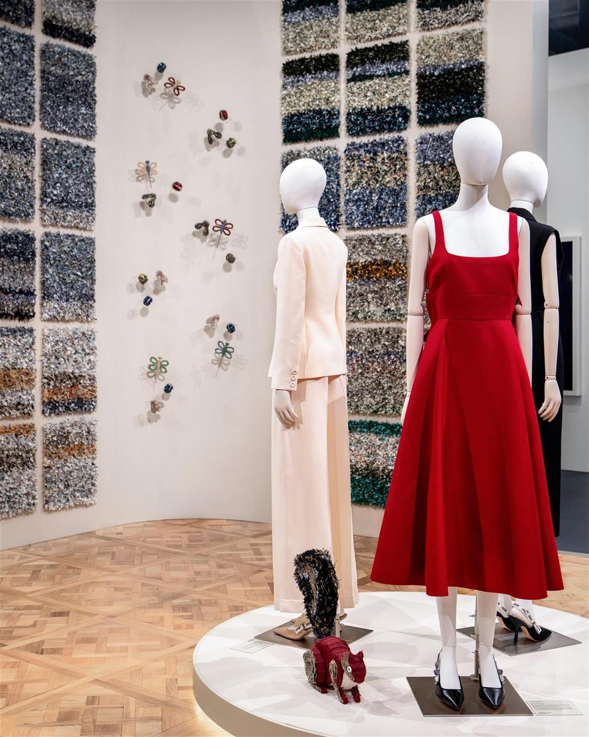 迪奥展出一系列由可持续面料打造的成衣产品 5.jpg