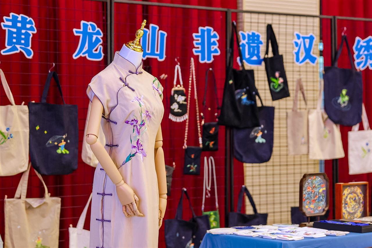 汉绣作品 (2).jpg