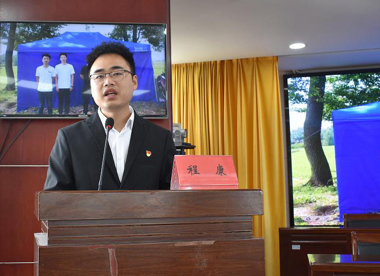 q2图片1.jpg q2图片1.jpg