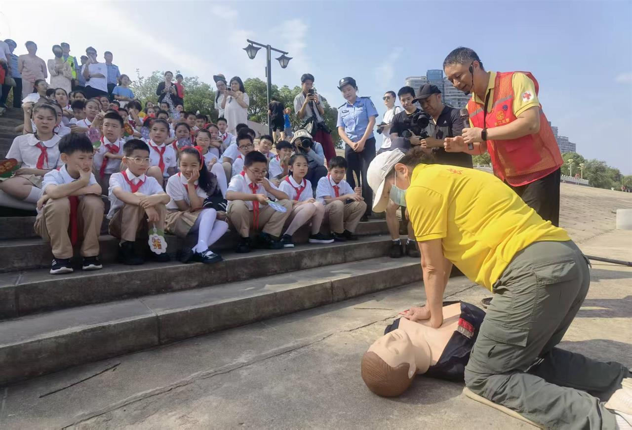 cb202506131221549845178wpo.jpg cb202506131221549845178wpo.jpg