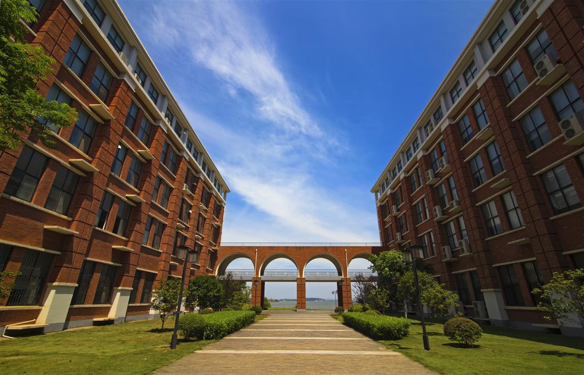 湖北武汉设计工程学院图片