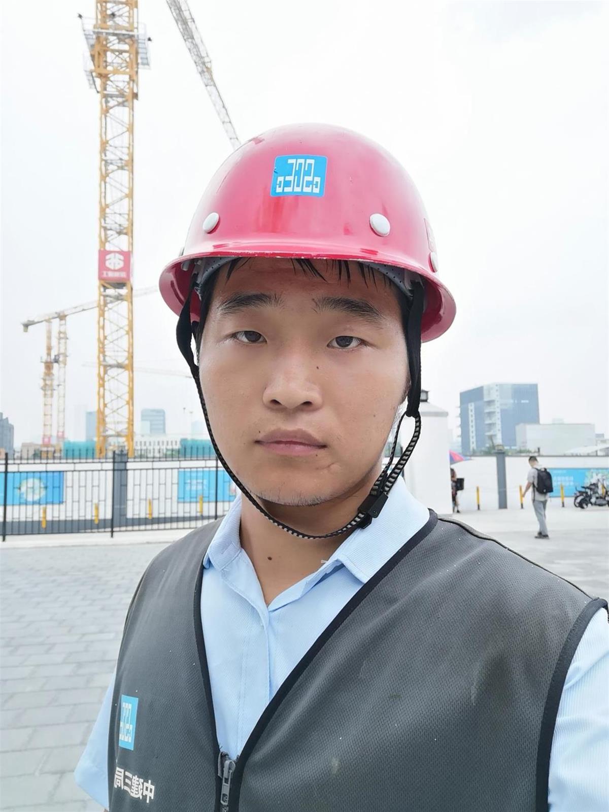 15届机电一体化专业毕业生操志双.png 15届机电一体化专业毕业生操志双.png