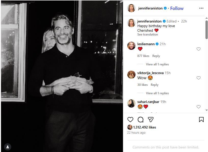 56岁女星官宣新恋情，热播剧正上映