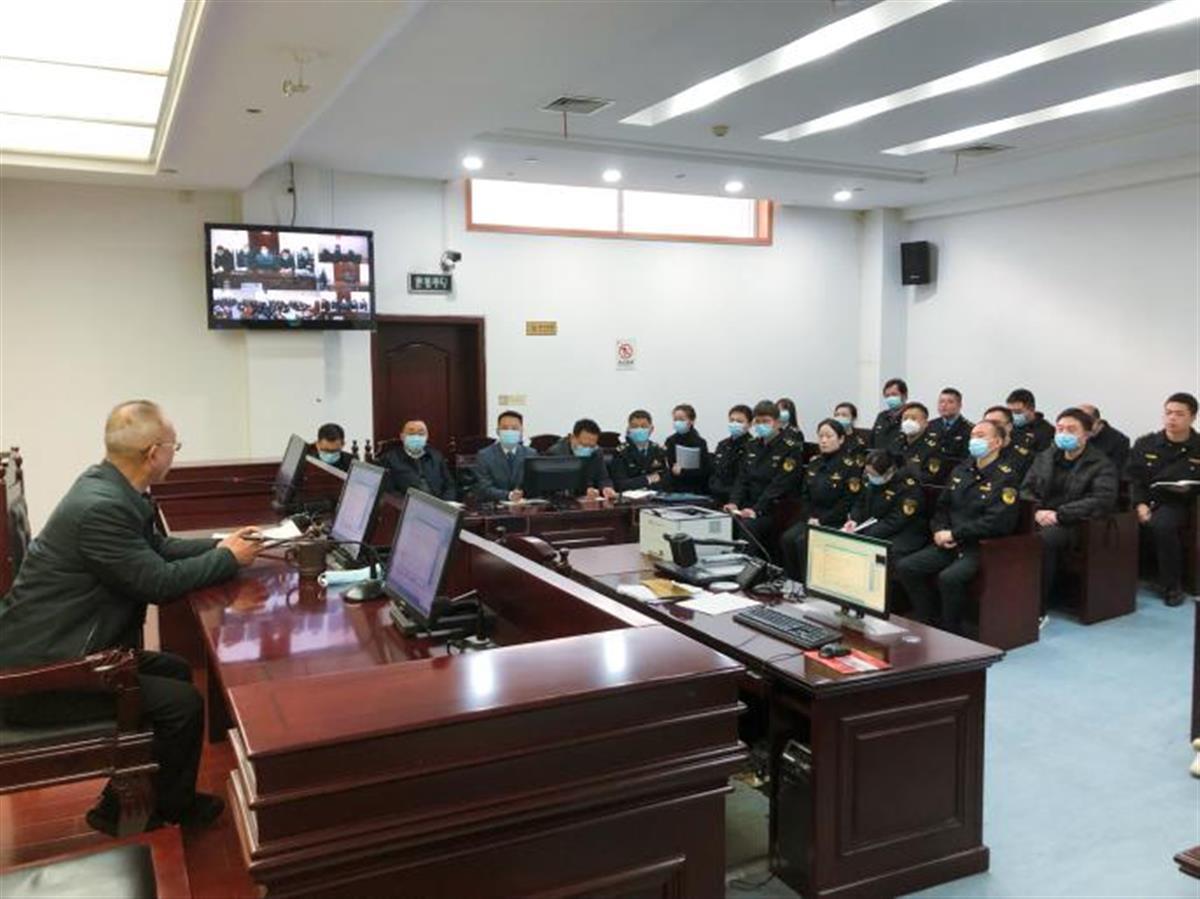 直面感受！学员为这场“沉浸式”庭审课堂点赞 | 极目新闻