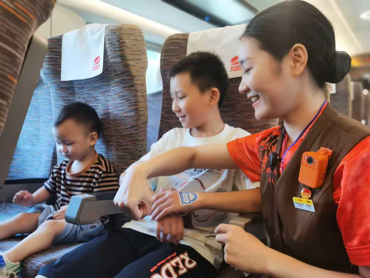 暑运2.jpg 暑运2.jpg