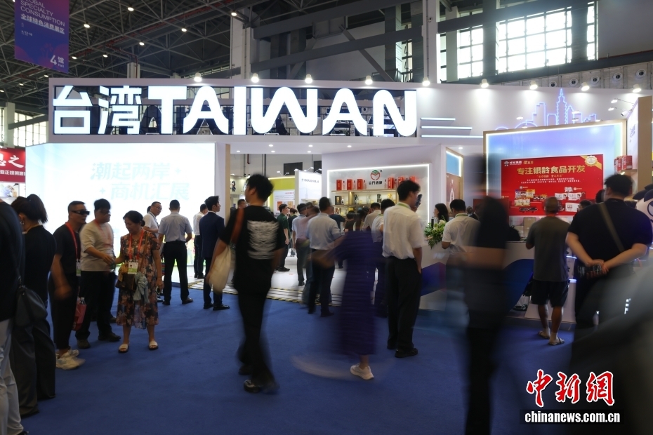 a3ad7efb9fae46f3b97a751c21f56dae.jpg a3ad7efb9fae46f3b97a751c21f56dae.jpg