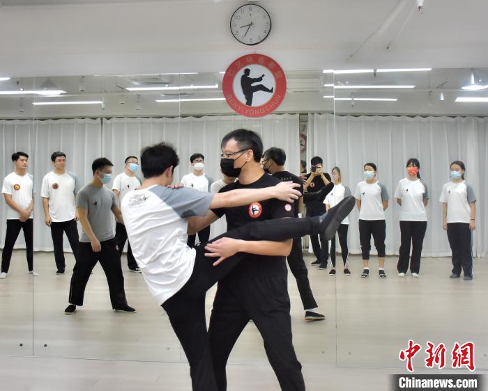 用现代科学的方式传承发扬咏春拳 | 极目新闻
