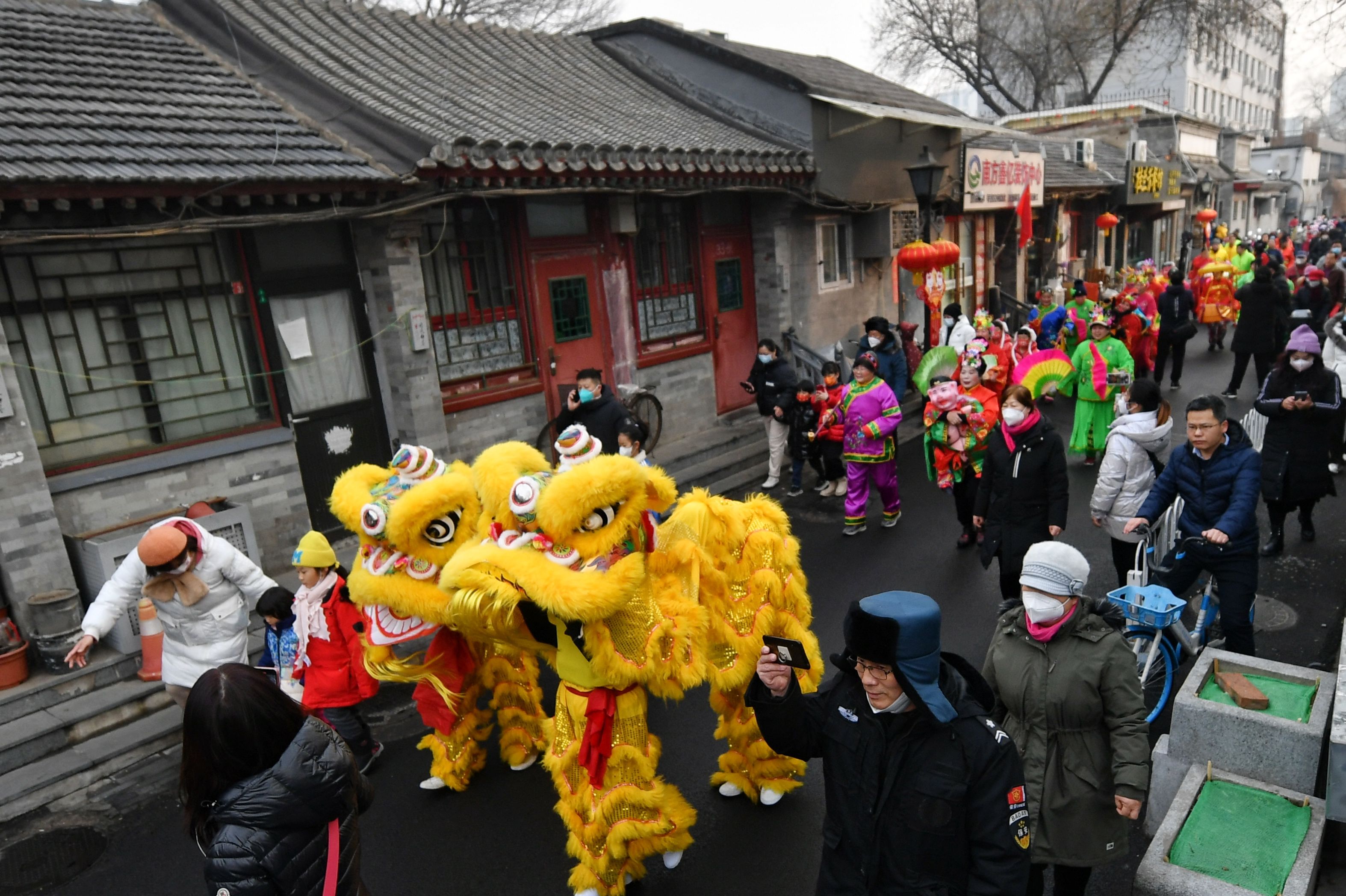 东城区东四街道举办小年庙会,老北京胡同年味儿浓 | 极目新闻