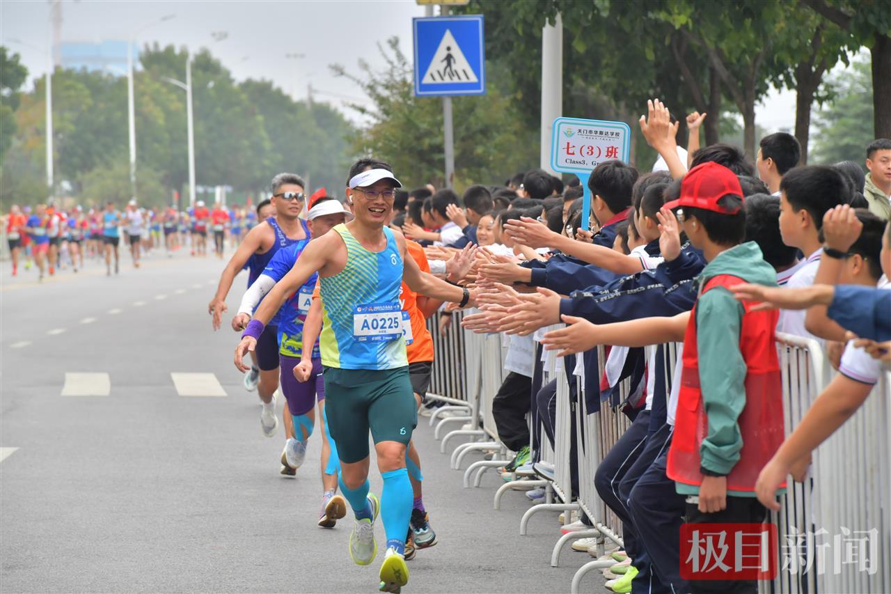 微信图片_20251012170102.jpg 微信图片_20251012170102.jpg