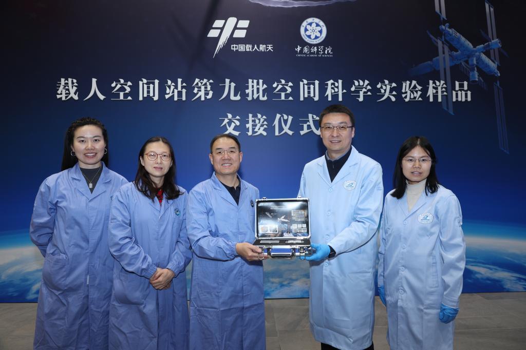 581cbd6fb868135d478ba1894b4d9b3a.png 581cbd6fb868135d478ba1894b4d9b3a.png