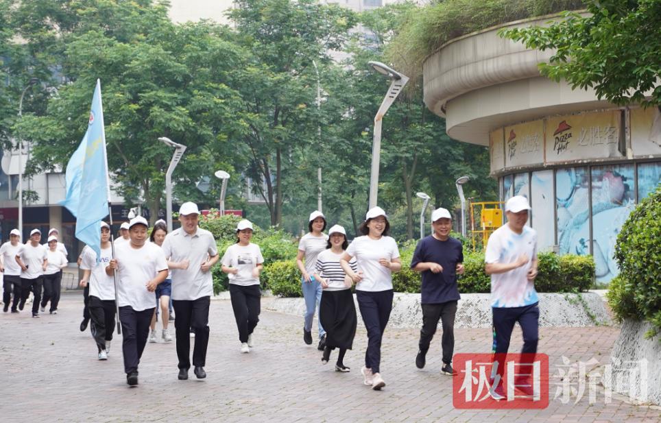 图片2.jpg 图片2.jpg