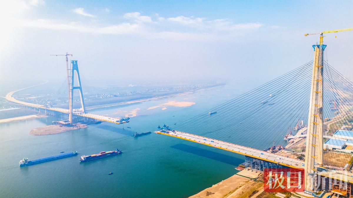 在建中的枝江长江大桥1.jpg