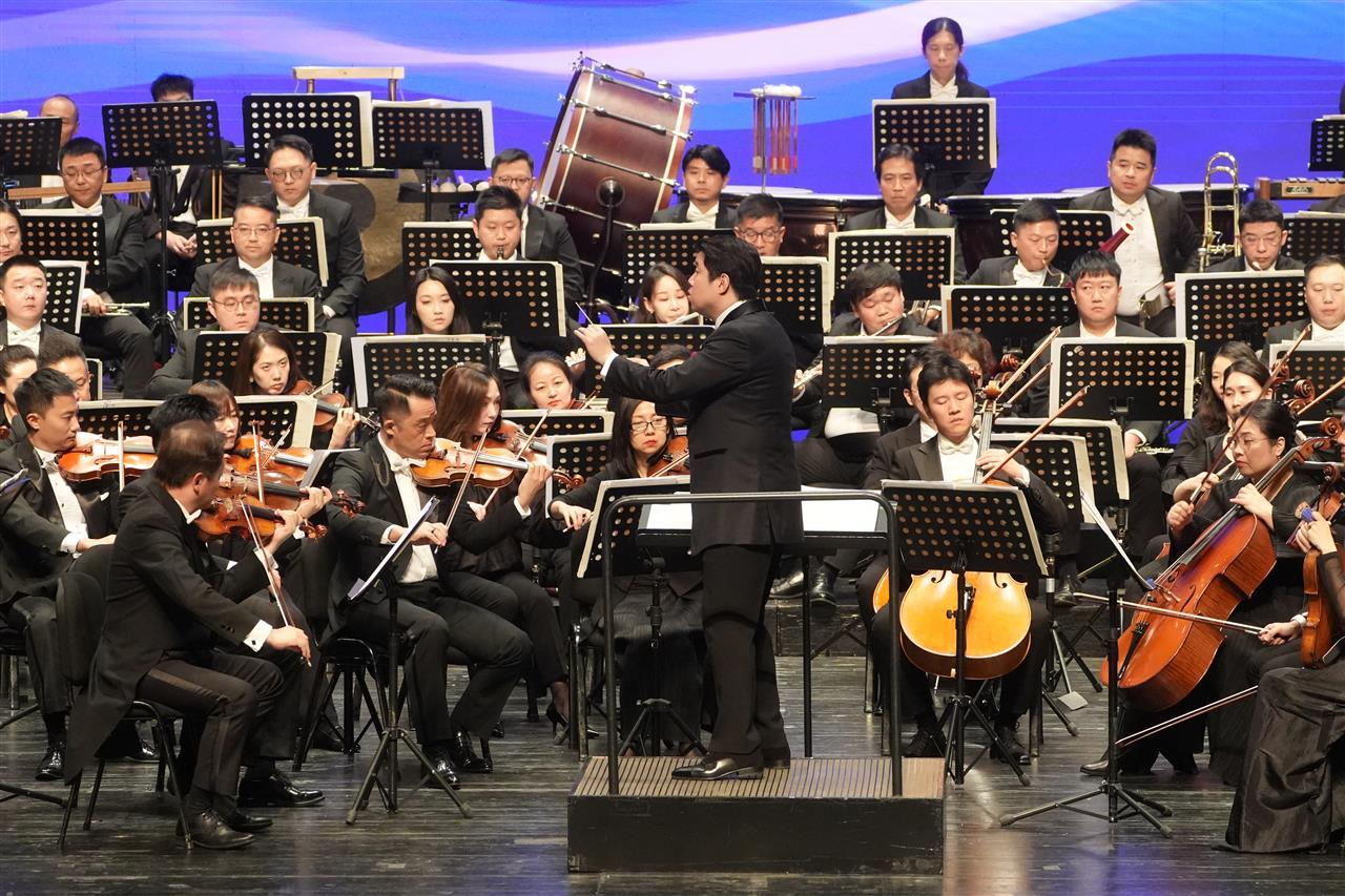 开幕音乐会现场 仇敏业.jpg