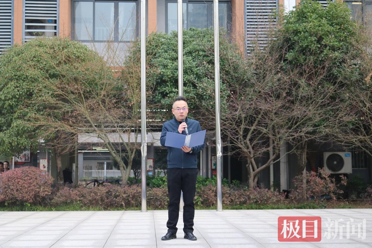 D94330E26E4AC73F4CE1F438466498F6.JPG D94330E26E4AC73F4CE1F438466498F6.JPG