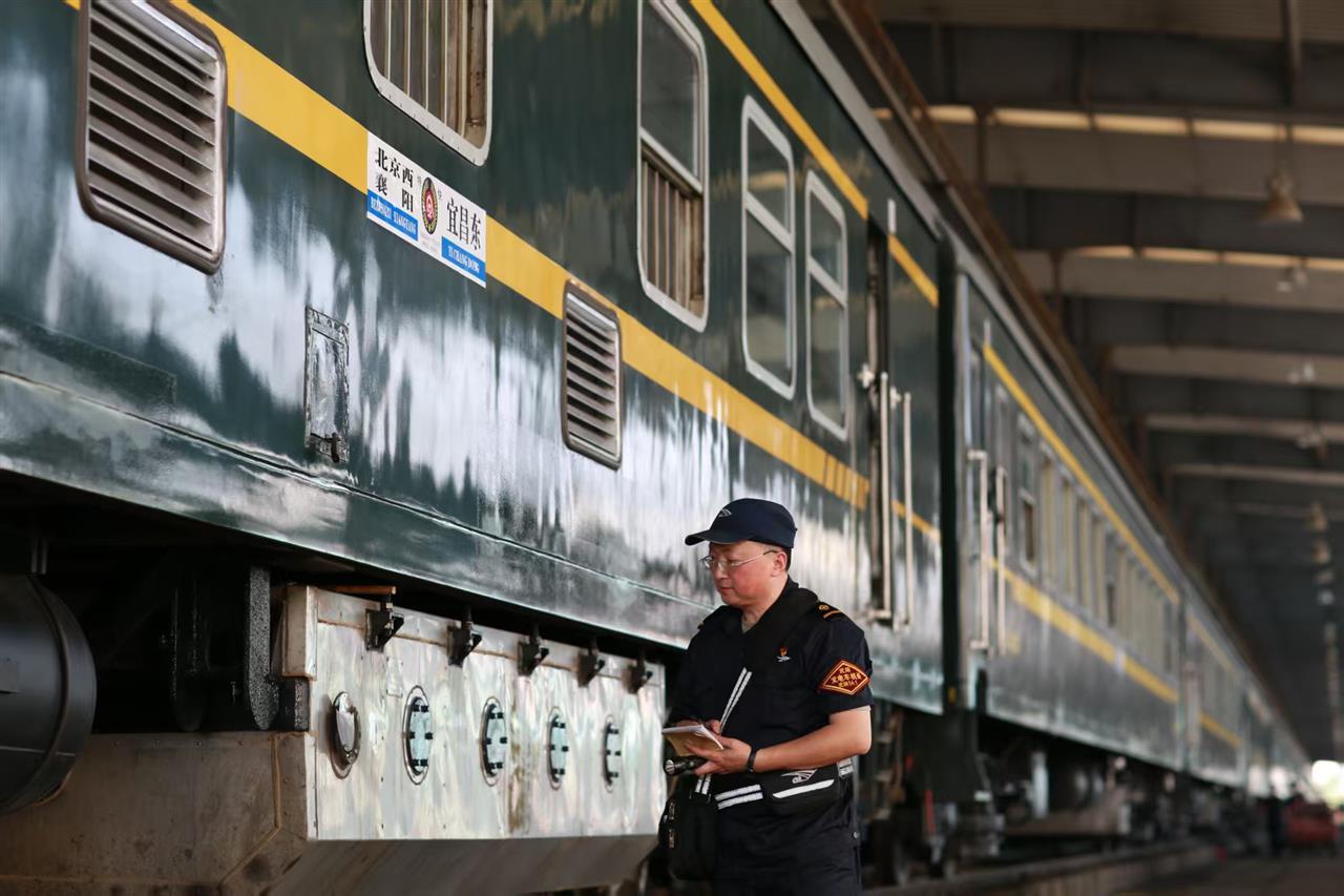 武铁2.jpg 武铁2.jpg