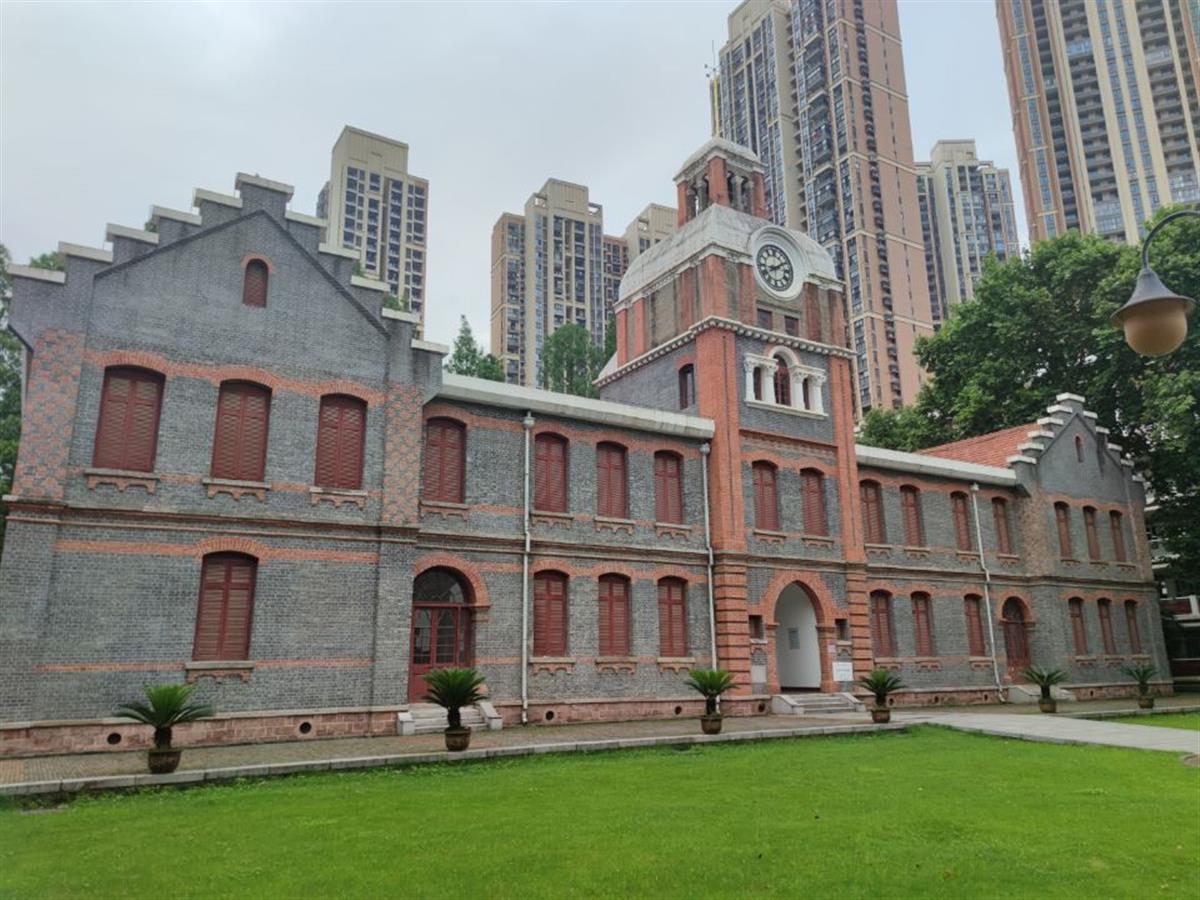 武汉四中校友回忆:2015年曾出席世界中学生田径赛,赛事在汉举行系